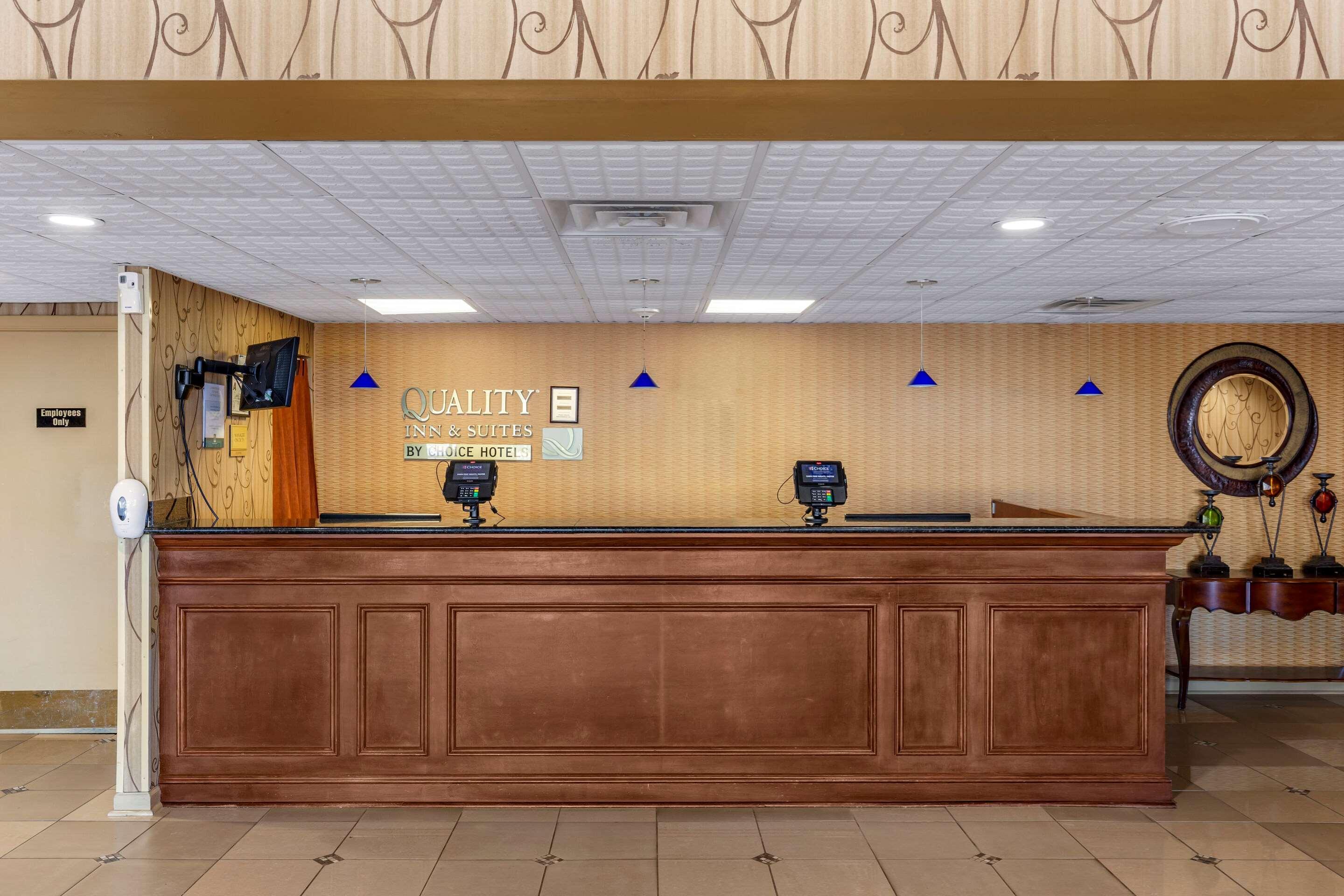 Quality Inn & Suites - Greensboro-High Point Exterior foto